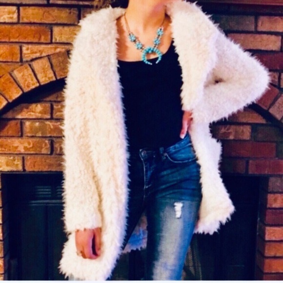 Shop the Trends Jackets & Blazers - 💥LAST ONE! Warm Soft White Teddy Bear Coat